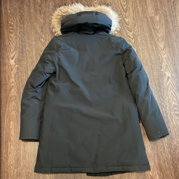 Woolrich Parka - Picture 2 of 2